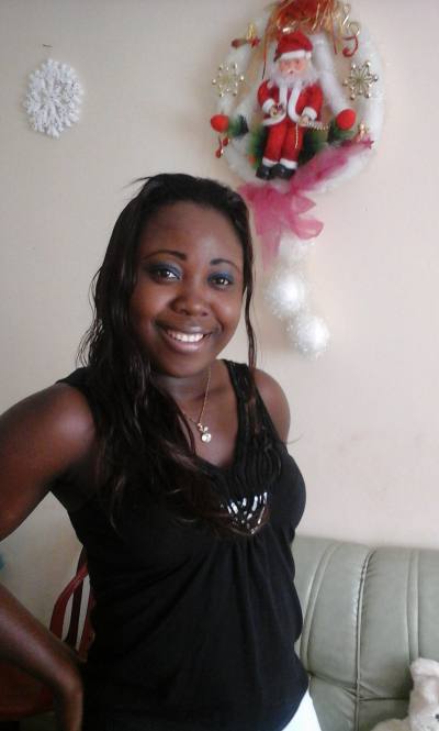 Belle 35 Jahre Douala Kamerun