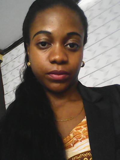 Nathalie 33 years Douala Cameroon