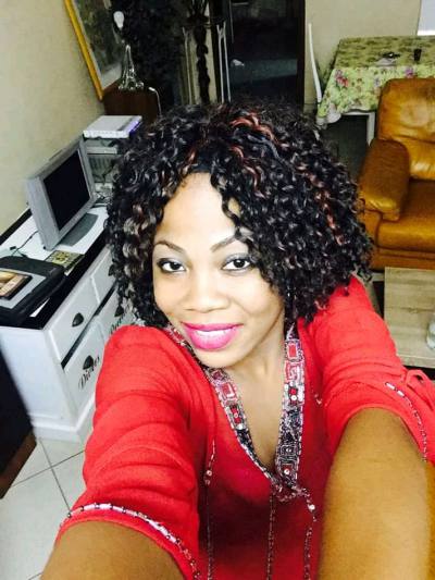 Naomie 36 ans Cotonou  Bénin