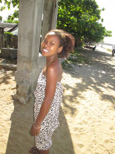 Nadia 29 ans Toamasina Madagascar