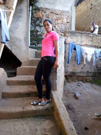Dolly 33 years Yaounde Cameroon