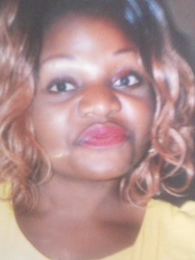 Francine 31 ans Douala Cameroun