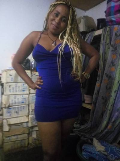 Doris 38 ans Yaoundé  Cameroun