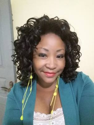 Esther 36 Jahre Yaoundé Kamerun