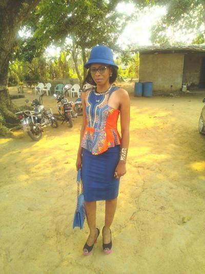 Linda 39 Jahre Douala Kamerun