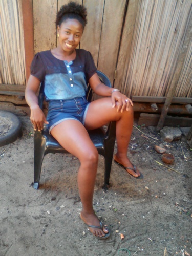 Elissa 33 ans Sambava Madagascar