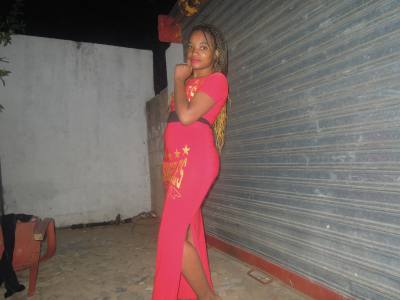 Mamy 28 ans Mboro Sénégal
