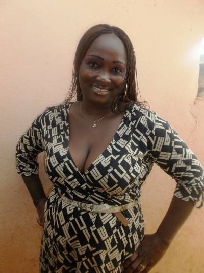Agnes 44 years Yaounde Cameroon