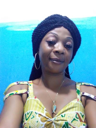 Noelle 38 ans Centre  Cameroun