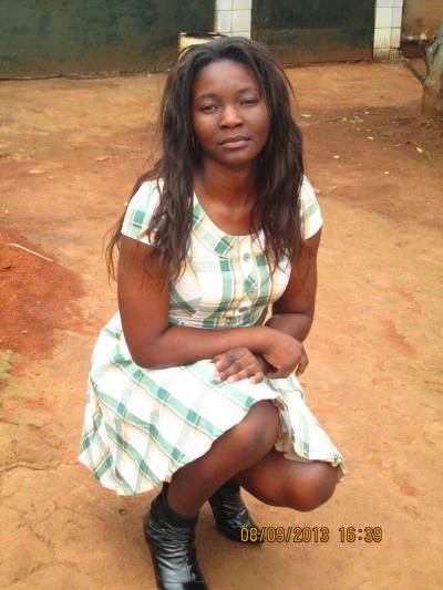Jéliane 35 ans Ras Cameroun