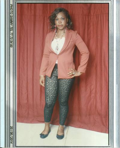 Sonia 35 Jahre Yaoundé Kamerun