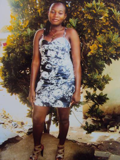 Mireille 38 Jahre Yaoundé Kamerun
