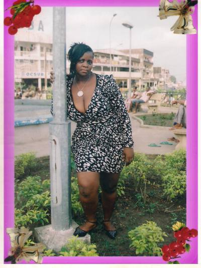 Christelle 38 years Yaoundé Cameroon