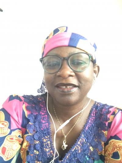 Jeanine 47 ans Centre Cameroun