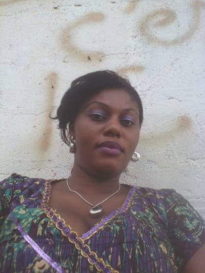 Adrienne 38 years Abidjan Ivory Coast