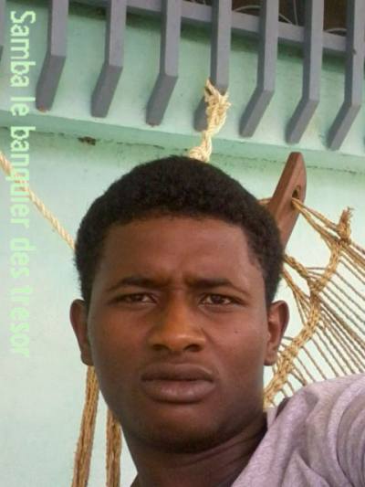 Lamzo 33 ans Conakry Guinée
