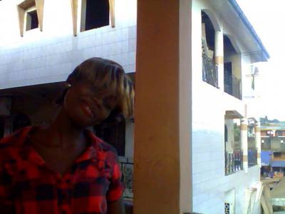 Prisca 34 ans Centre Cameroun