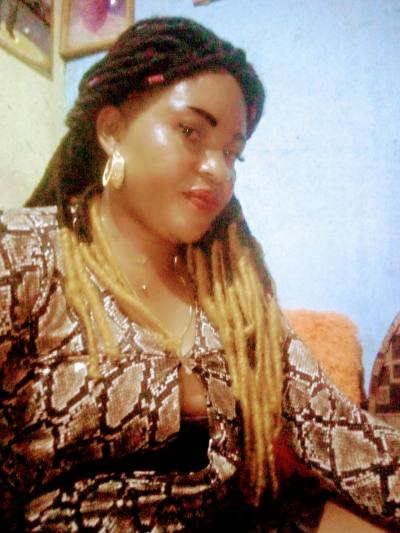Helene 38 Jahre Centre Kamerun