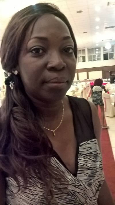  pierrette 46 ans Yaoude Iv Cameroun