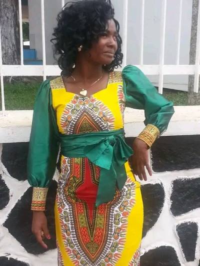 Suizie 35 ans Yaoundé Cameroun