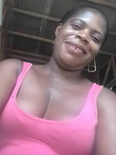 Marie 48 ans Yaoundé 4 Cameroun