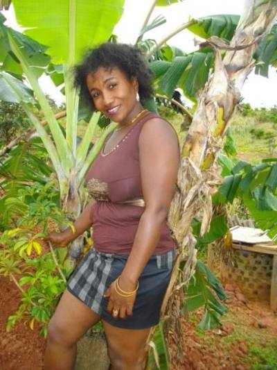 Jeanne 52 Jahre Sambava Madagaskar