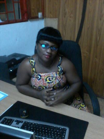 Diane 33 Jahre Treichville Elfenbeinküste