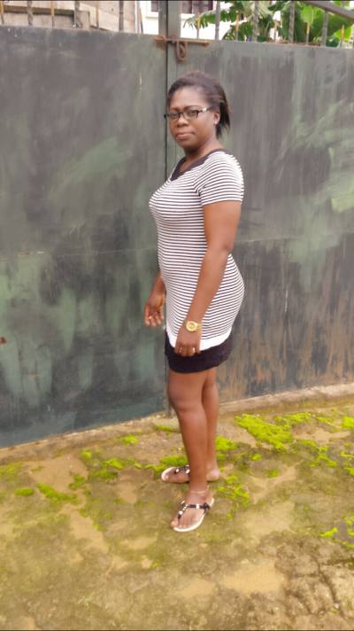 Nana 38 ans Douala Cameroun