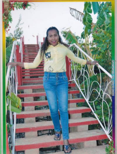 Giselle 39 Jahre Tananarive Madagaskar