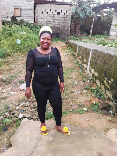 Stephanie 39 Jahre Douala 3 Kamerun