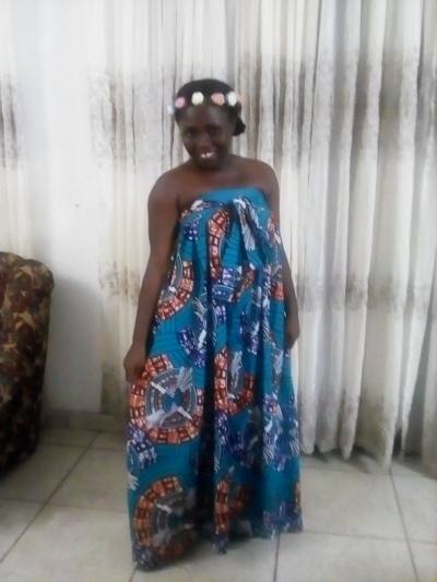 Sonia 39 Jahre Douala Kamerun