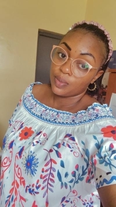 Lisita  31 Jahre Douala Kamerun