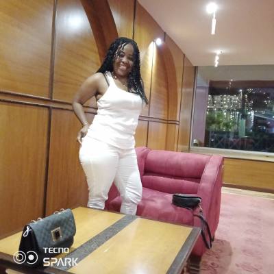 Melodie 27 years Douala  Cameroon