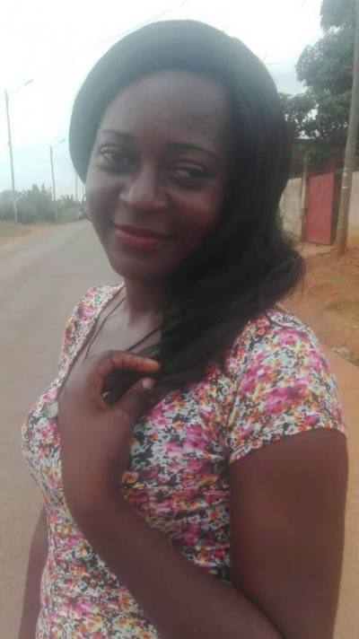 Josiane 34 years Yaounde4eme Cameroon