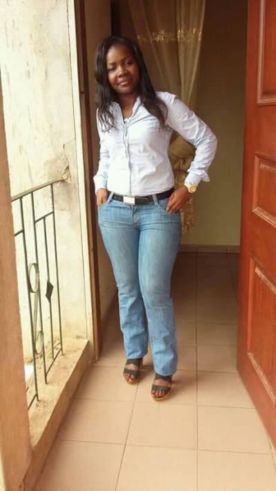 Myriam 40 Jahre Douala Kamerun