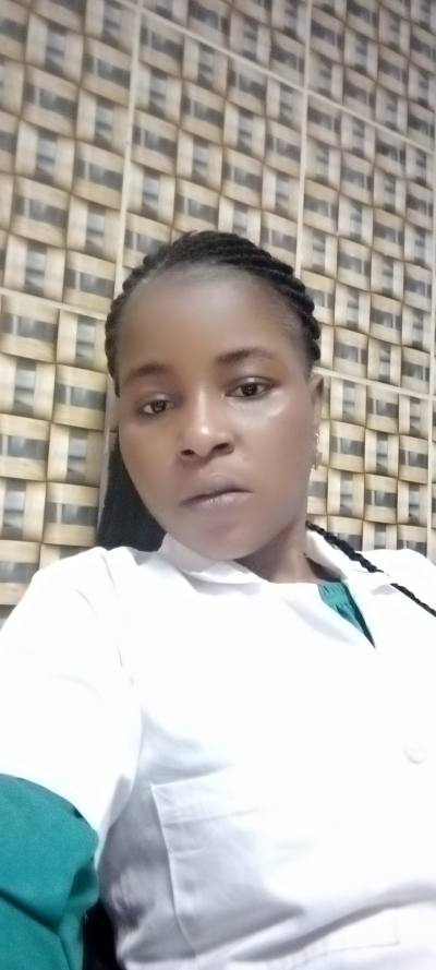 Yvette 29 ans Littoral  Cameroun
