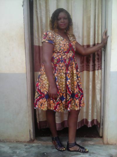 Joyce 35 years Yaounde Cameroon
