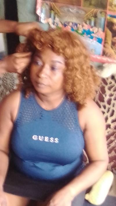 Diane 36 years Bulu Cameroun