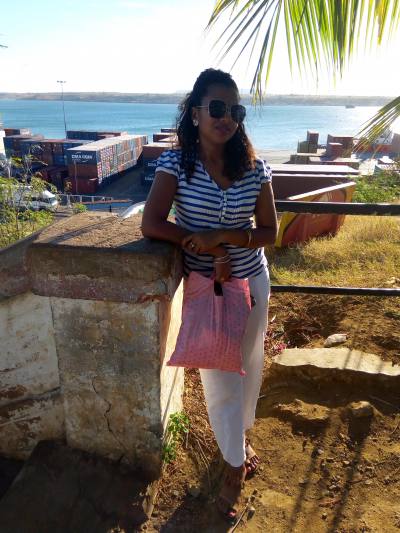 Shania 36 Jahre Antsiranana Madagaskar