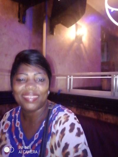Annie 48 years Yaoundé Cameroon