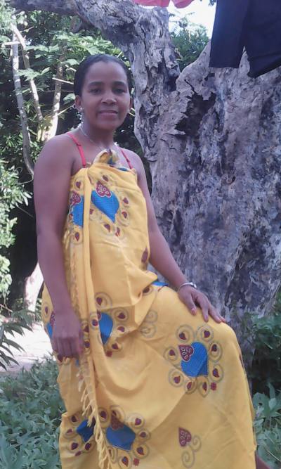 Chantella 34 years Sambava Madagascar