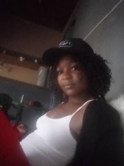 Nathalie 33 Jahre Yaoundé 4 Cameroun