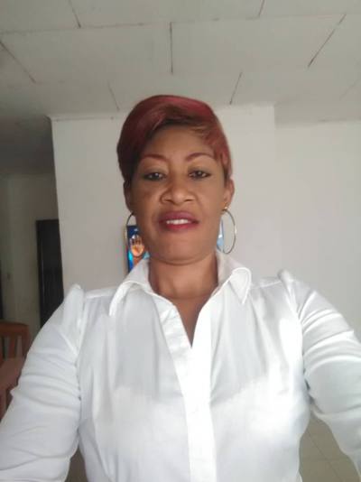 Maryline 56 Jahre Douala Kamerun