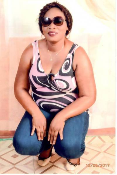  Genevieve  55 ans Libreville Gabon