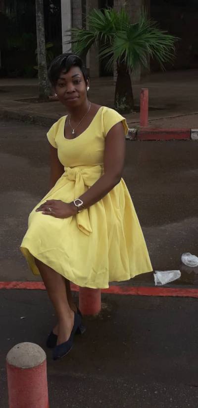 Christiane 44 ans Mbalmayo Cameroun