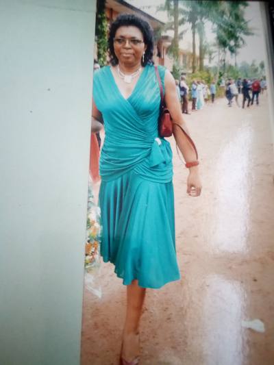 Micha 54 ans Akonolinga Cameroun