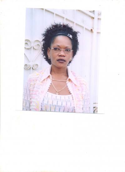 Sharon 47 ans Yaoundé Cameroun
