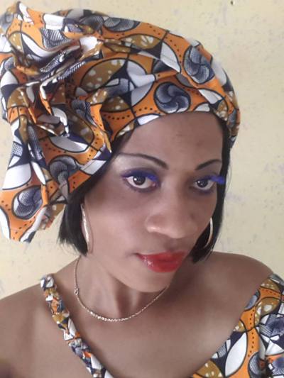 Didja 34 ans Douala Cameroun