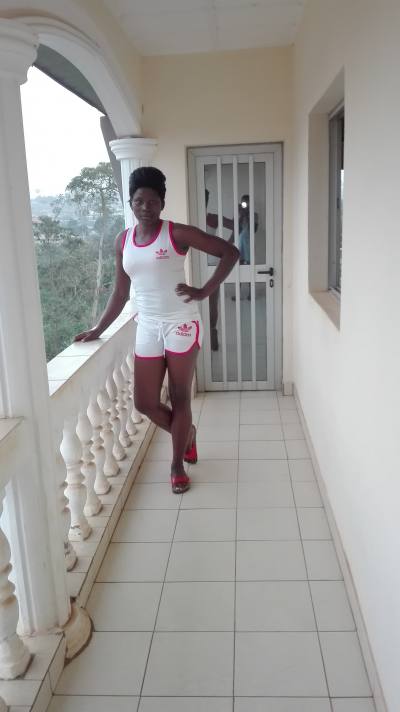 Dominique 36 ans Douala Cameroun