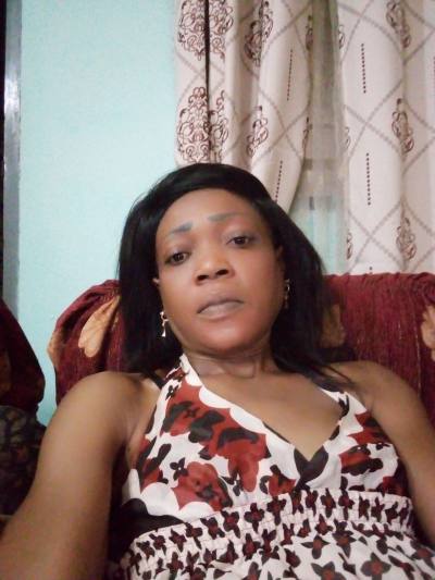 Carole 44 ans Yaounde Cameroun